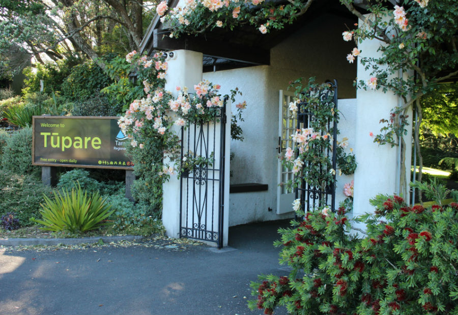 The entry to Tupare in summer